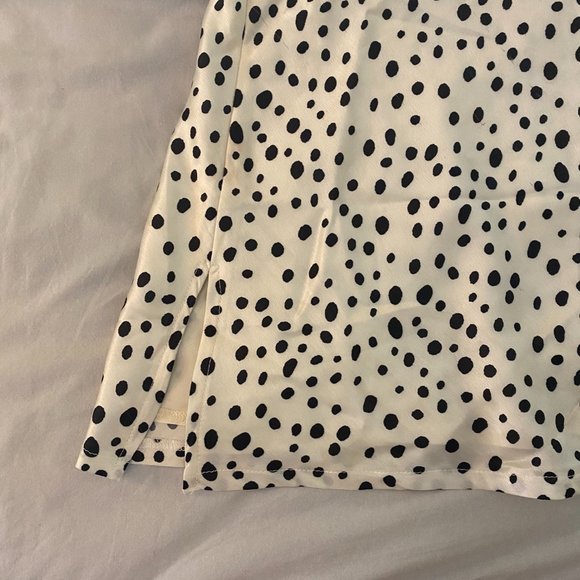 Alice in the Eve Minimal Animal Mini Skirt - Picture 2 of 6